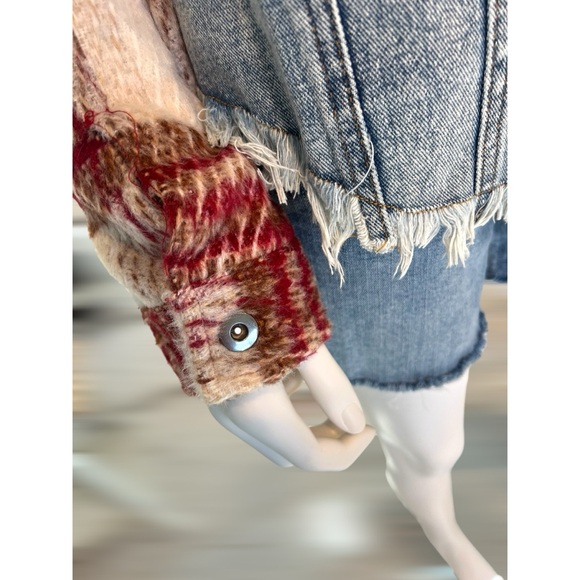 Long sleeve Sherpa detail Jean jacket S M L - Picture 4 of 9